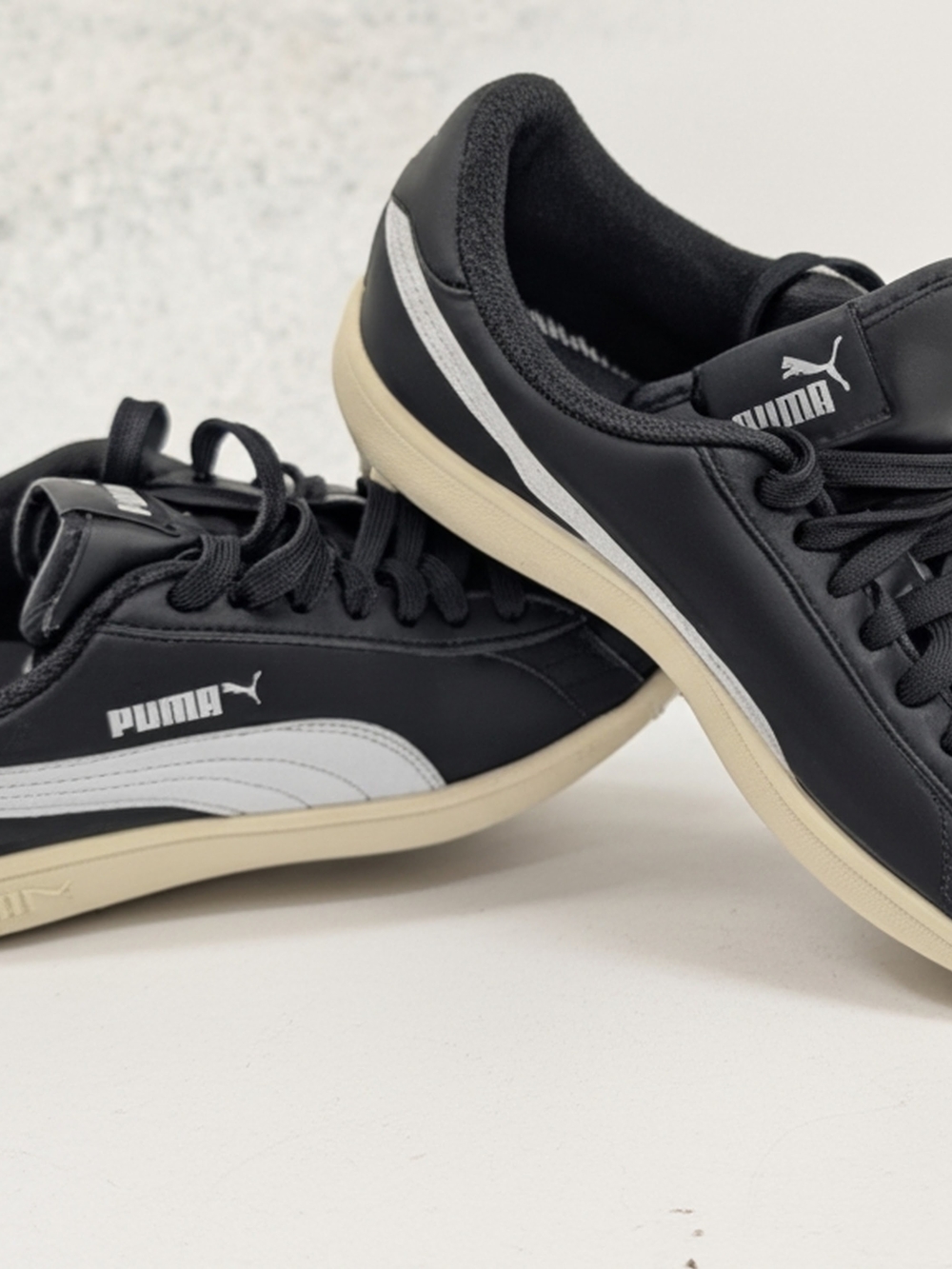 Puma Men's Black & White Low-Top Sneakers